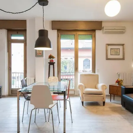 Precotto Stylish Corner Milan